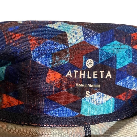 Athleta Womens Triangular Be Free Tights in Gem Size Small Side Pockets - Picture 9 of 10